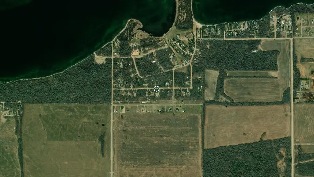 Aerial view of Northern Cross Resort and surroundings