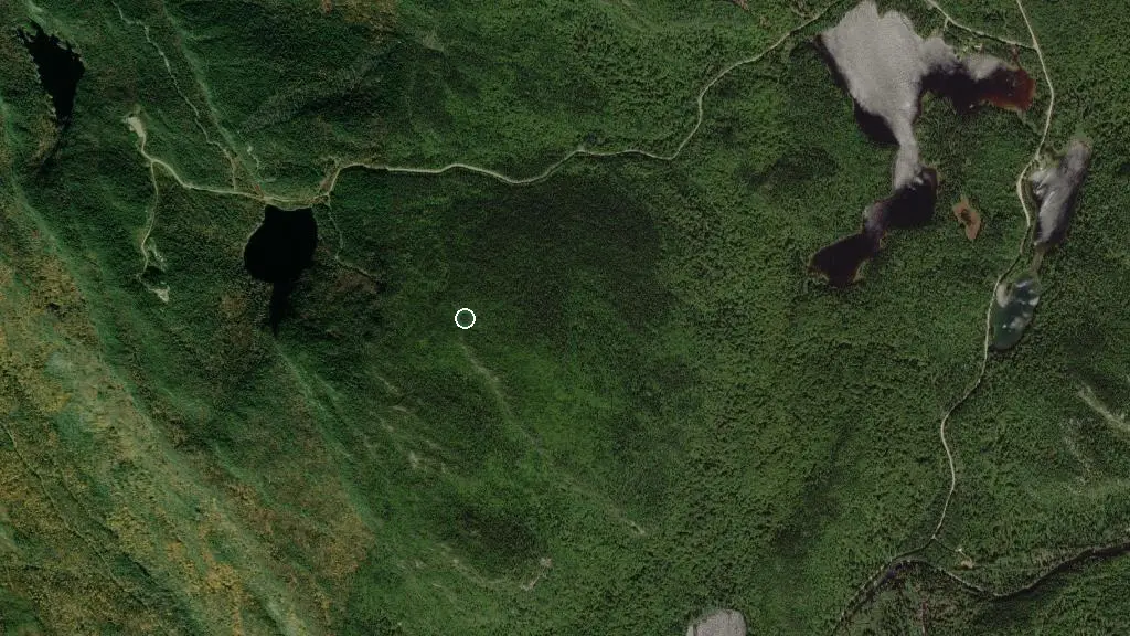 Aerial view of Refuge de la Grive and surroundings