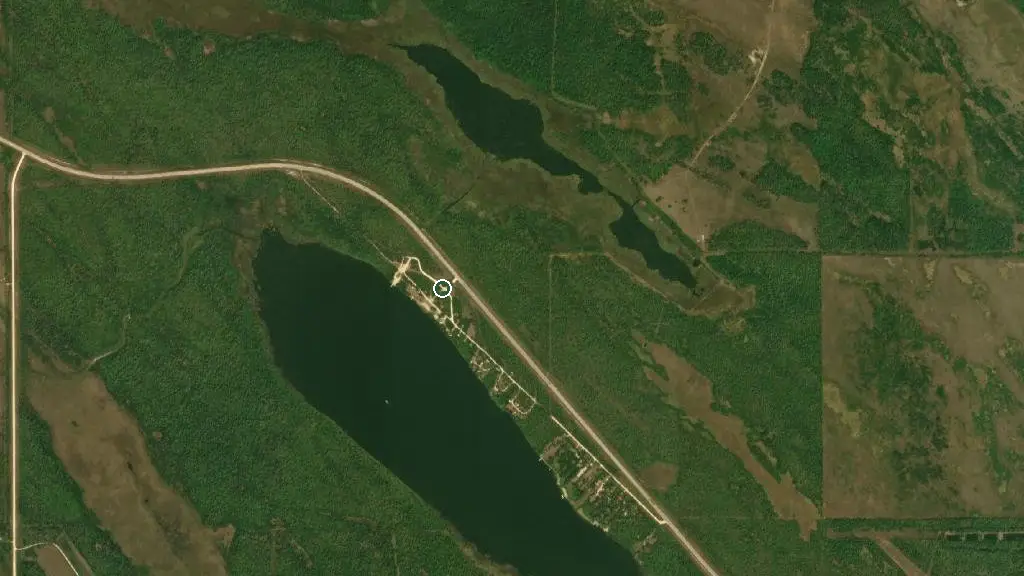Aerial view of Norris Lake Campground and surroundings