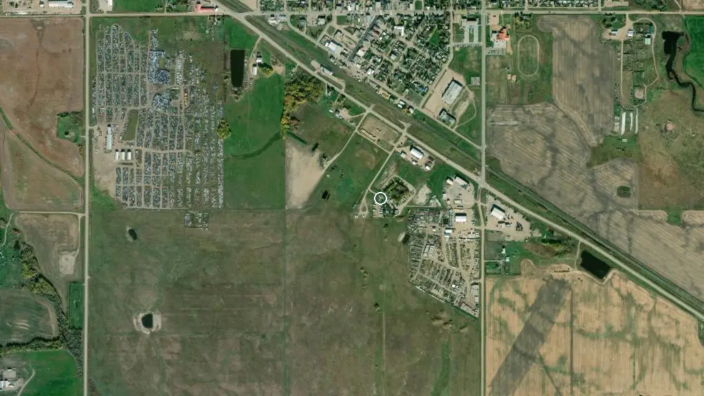 Aerial view of Lamont RV Park and Campground and surroundings