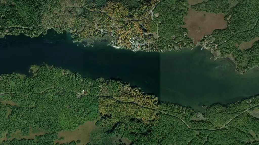 Aerial view of Cedar Cove Resort and surroundings