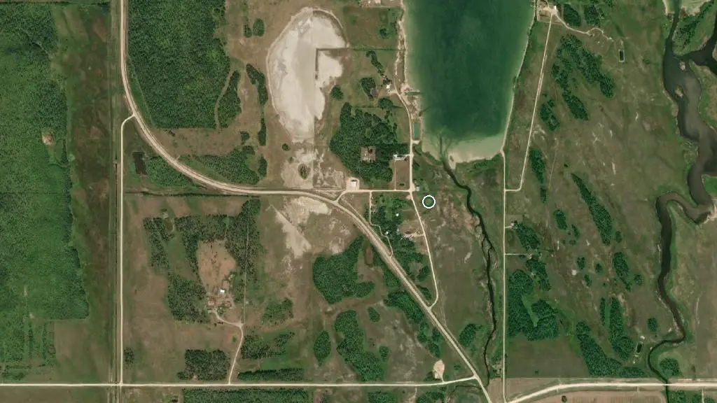 Aerial view of Manipogo Provincial Park and surroundings