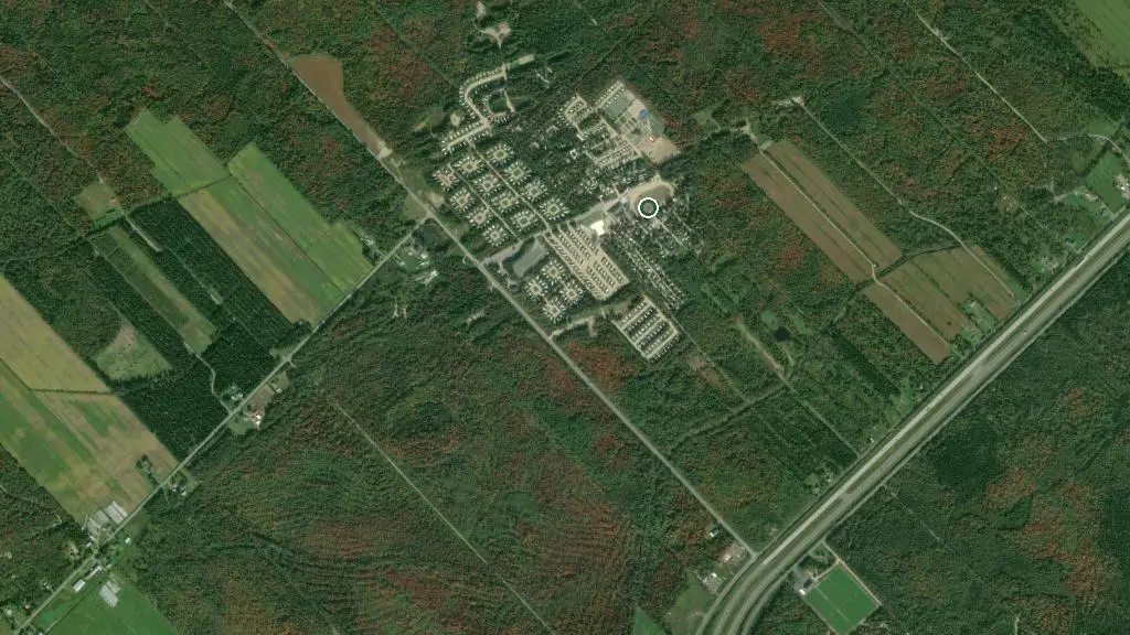 Aerial view of Camping Lac Georges and surroundings