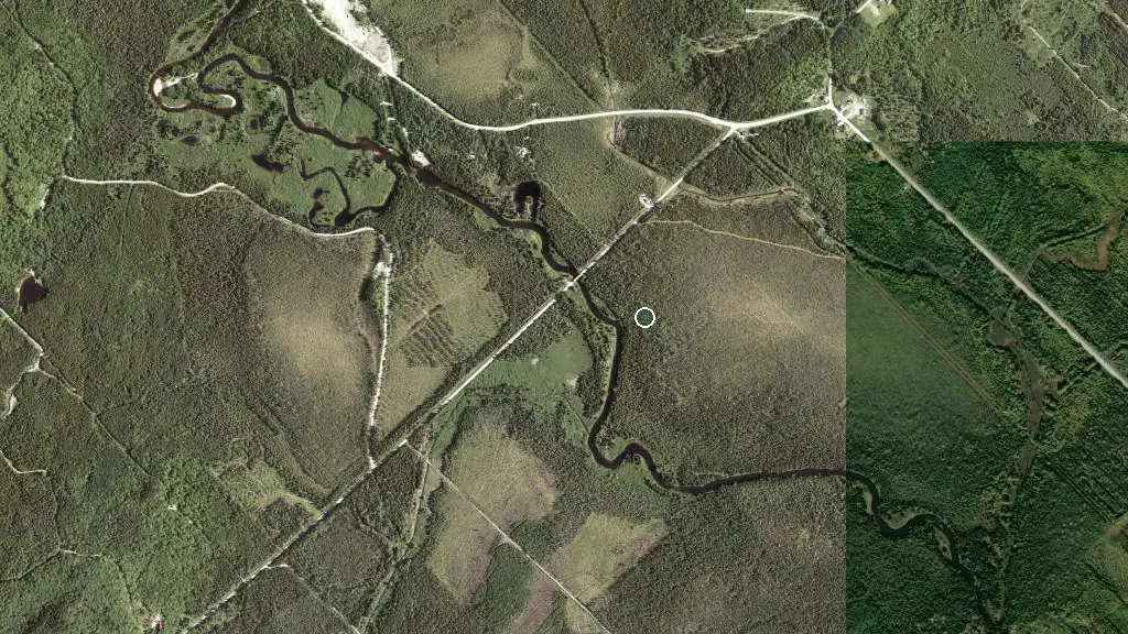 Aerial view of Refuge du Défricheur and surroundings