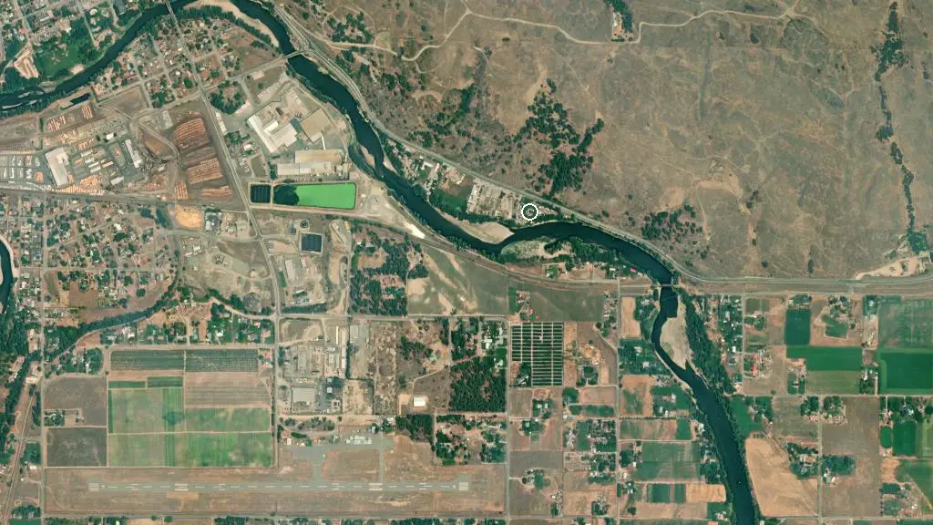 Aerial view of Riviera RV Park and surroundings