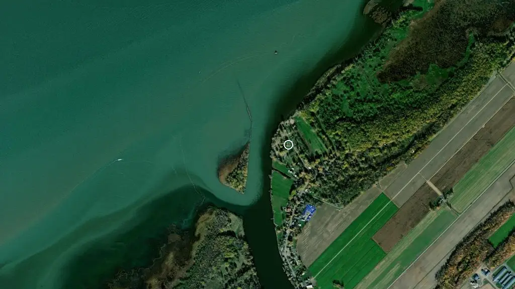 Aerial view of Club Récréatif Pointe-du-Hameau and surroundings