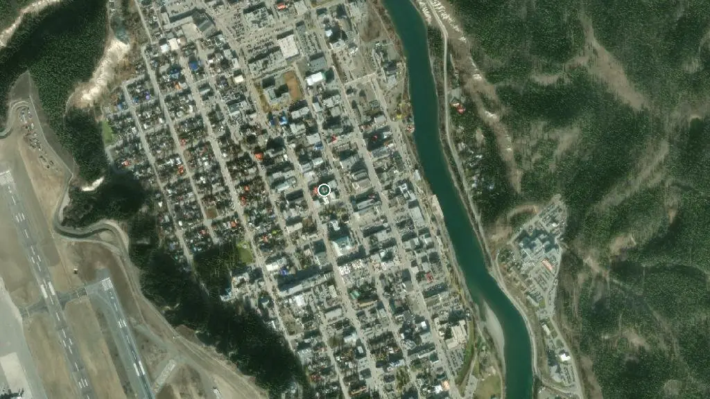 Aerial view of Marsh Lake Campground and surroundings