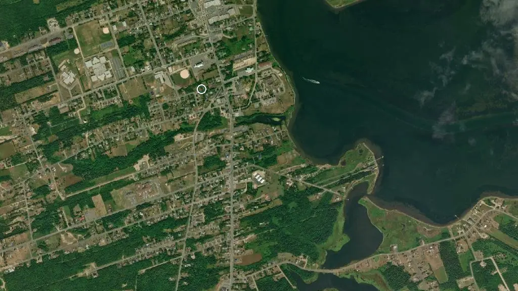 Aerial view of Chalet & Camping De La Pointe and surroundings