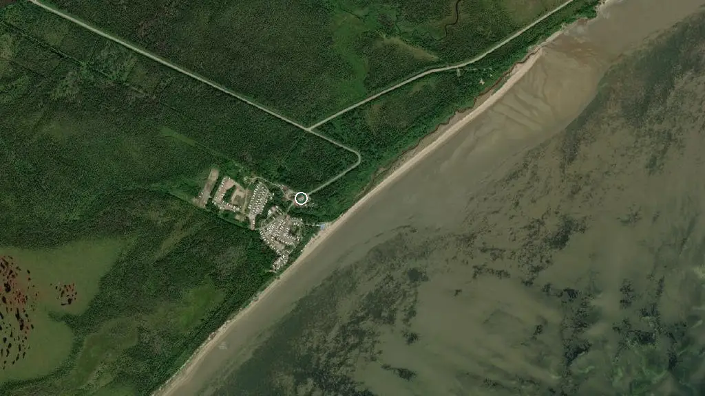 Aerial view of Camping Parc de la Rive and surroundings