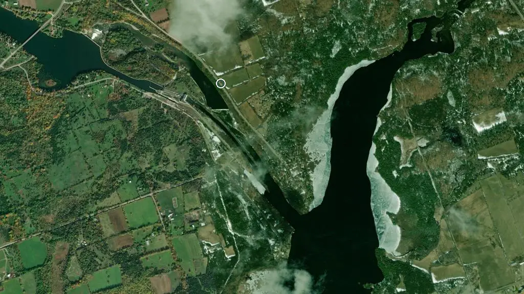 Aerial view of Cole's Point Resort & Trailer Park and surroundings