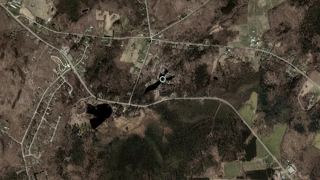 Aerial view of Camping Lac des Sources and surroundings