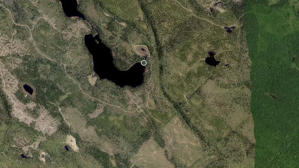 Aerial view of Refuge Philosore and surroundings