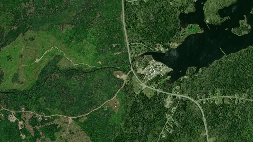 Aerial view of Lakeview Treasures Campground and surroundings