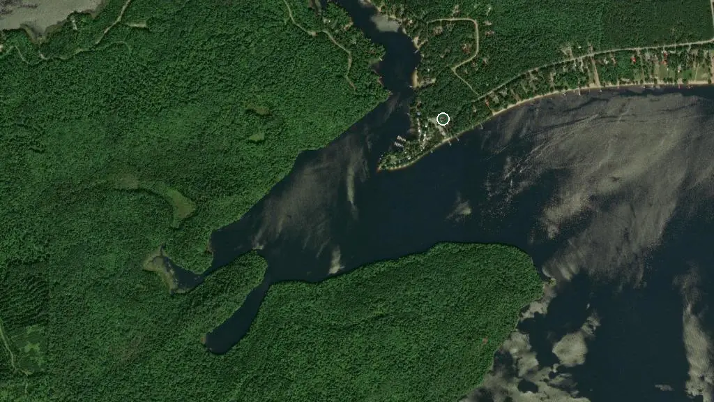 Aerial view of Domaine De La Presqu'île and surroundings
