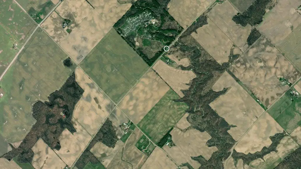 Aerial view of Jefferson Junction Family Campground and surroundings
