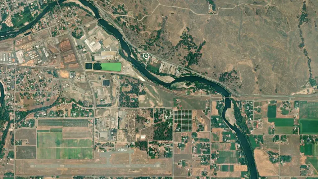 Aerial view of The Victorian Motel & RV Park and surroundings