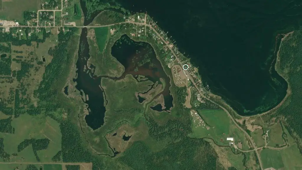 Aerial view of Buck Lake Campground and surroundings