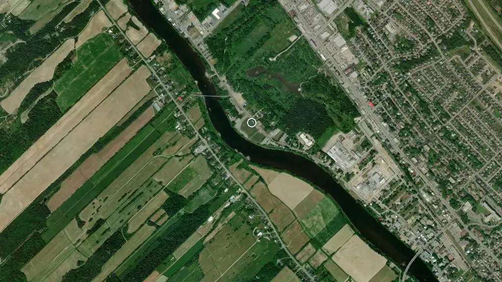 Aerial view of Halte VR Sainte-Marie and surroundings