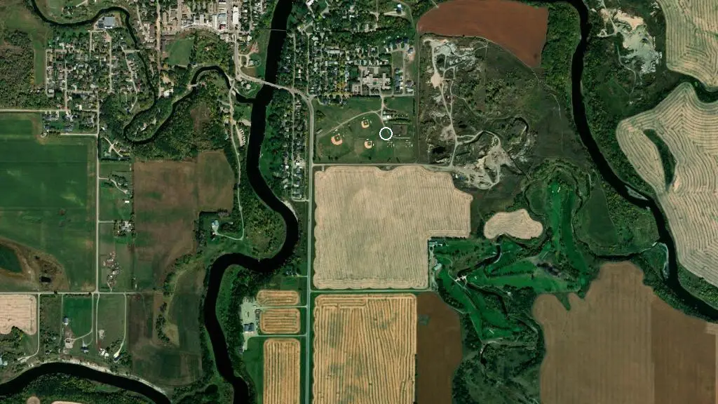 Aerial view of Souris & Glenwood Ag Society Fairground Campsites and surroundings
