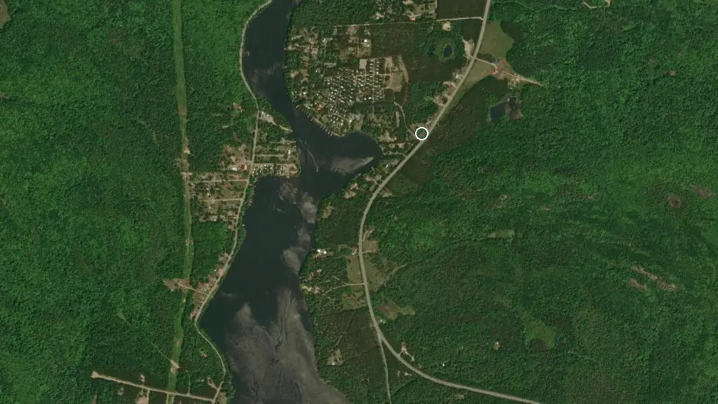 Aerial view of Camping Domaine du Lièvre and surroundings