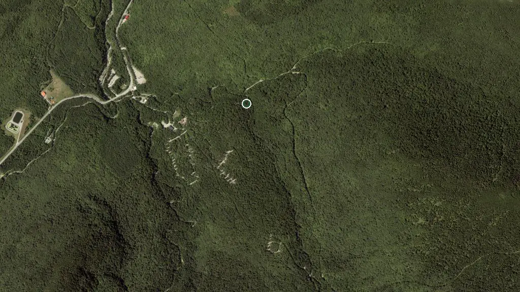 Aerial view of Mini-Pod Saint-Philémon and surroundings