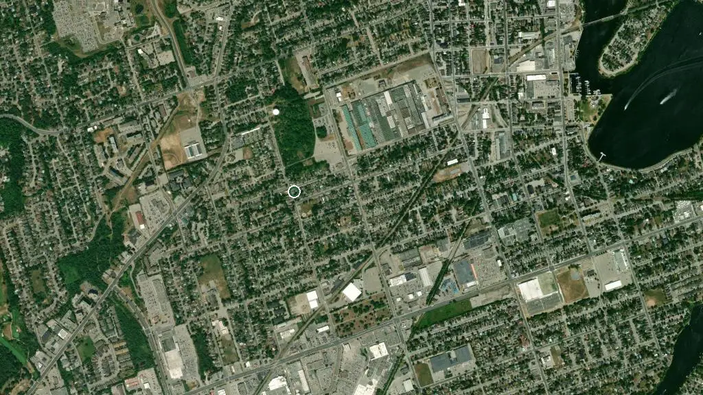 Lancaster Cottages & Trailer Park