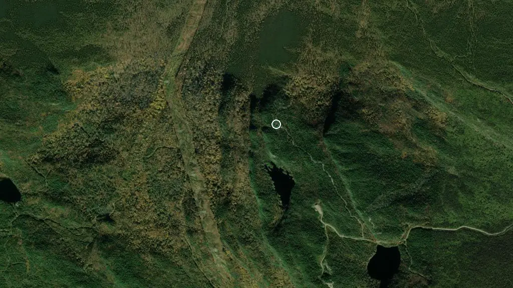 Aerial view of Refuge du Gardien and surroundings