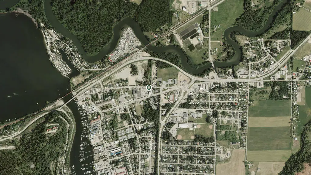Aerial view of Sicamous RV & Campground and surroundings