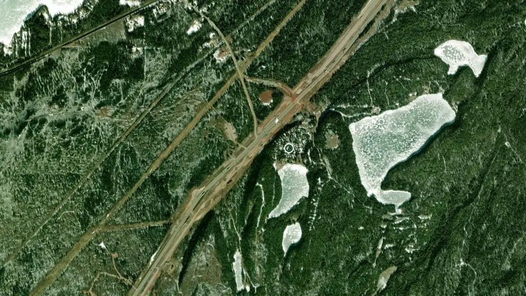 Aerial view of Mirror Lake Resort & Campground and surroundings