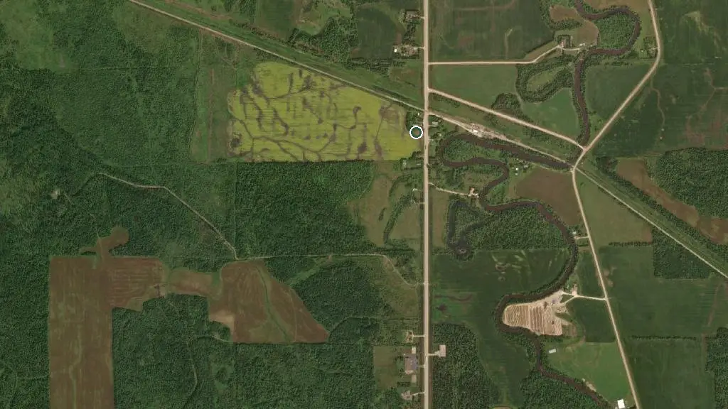 Aerial view of Whitemouth River Park & Campground and surroundings