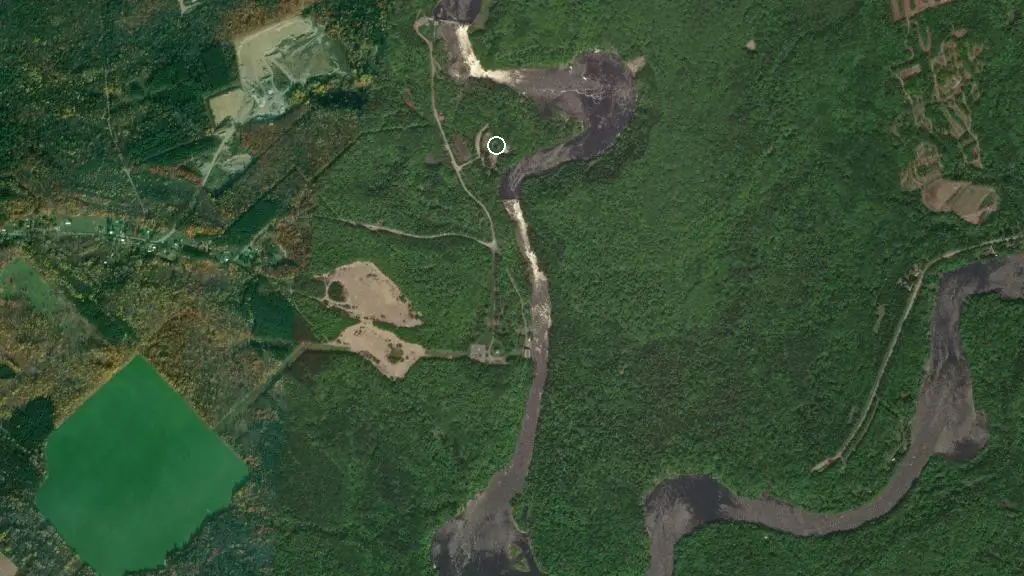 Aerial view of Camping Parc de la Rivière Batiscan and surroundings