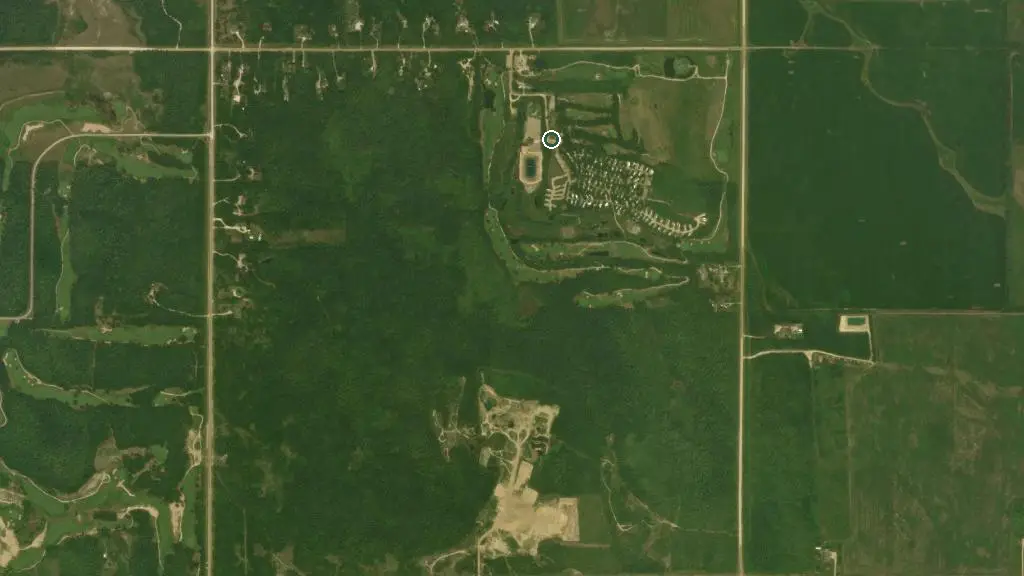 Aerial view of Golf Park Resort and surroundings