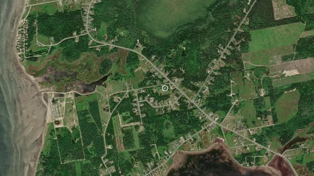 Aerial view of Chalets & Camping des Isles Jeannot and surroundings