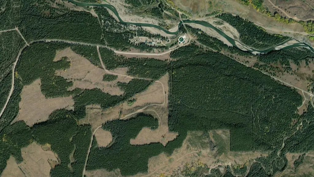 Aerial view of Mountain Aire Lodge & Campground and surroundings
