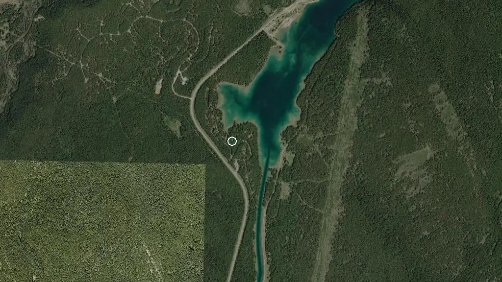 Banff - Two Jack Lakeside
