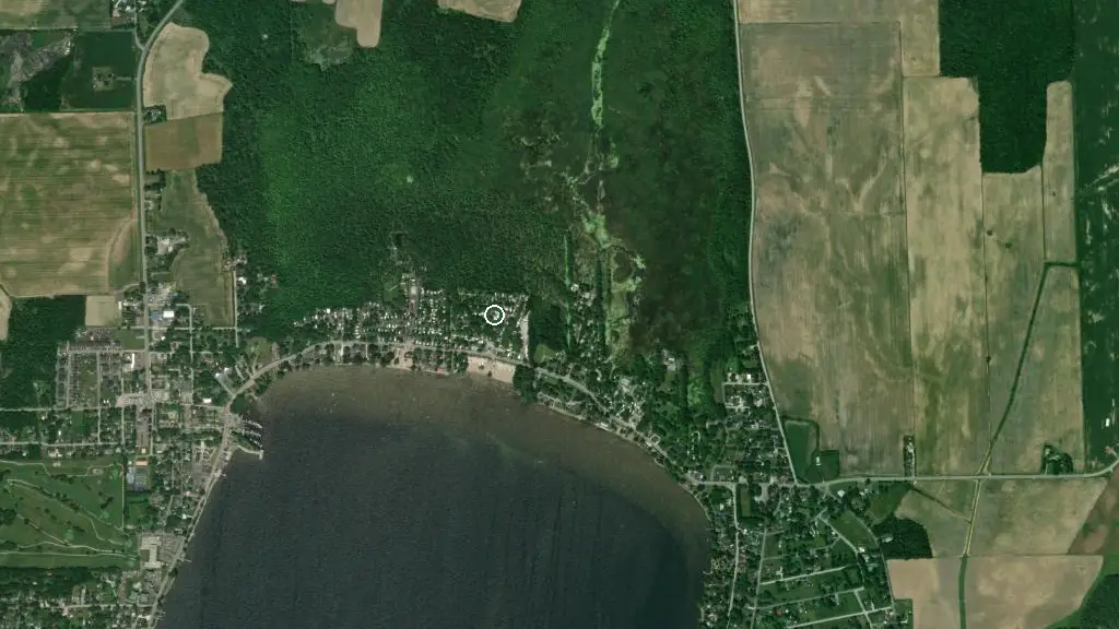 Aerial view of Camping Plage Kirkland and surroundings