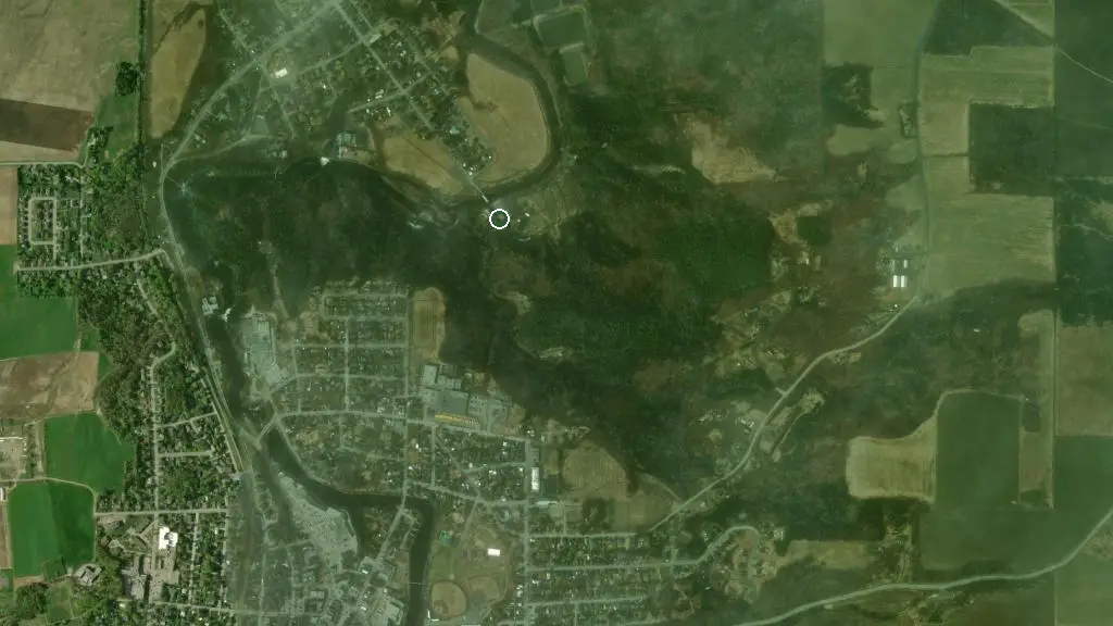 Aerial view of Camping Parc de la Gorge de Coaticook and surroundings