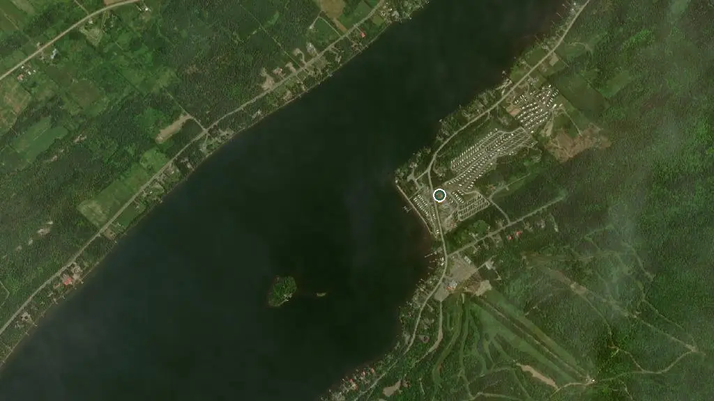 Aerial view of Camping Bas-Saint-Laurent and surroundings