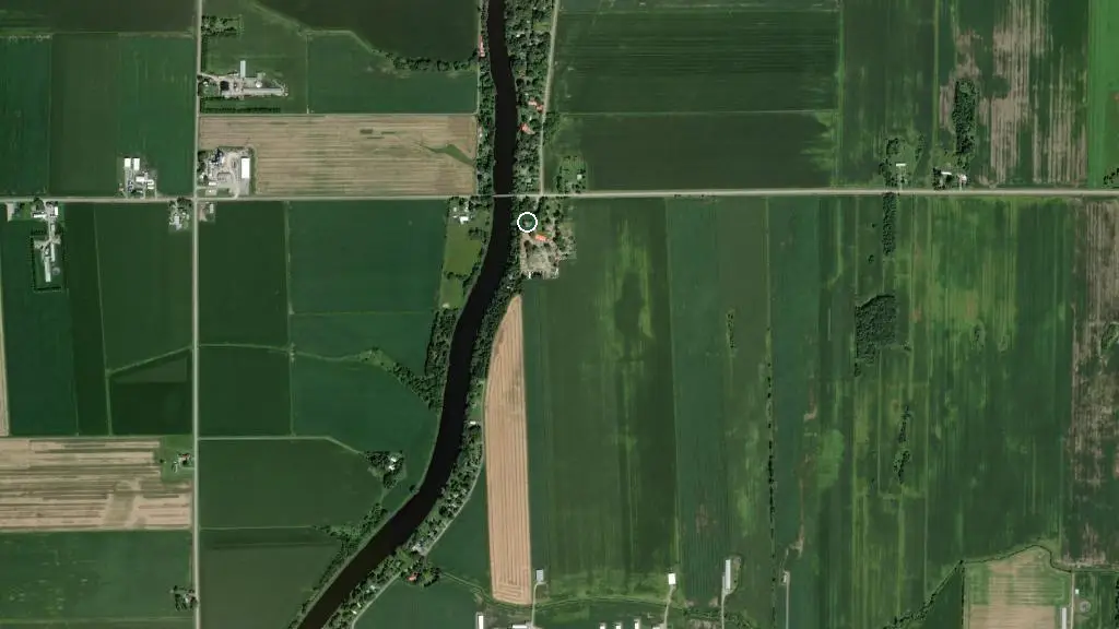 Aerial view of Camping Domaine La Detente and surroundings