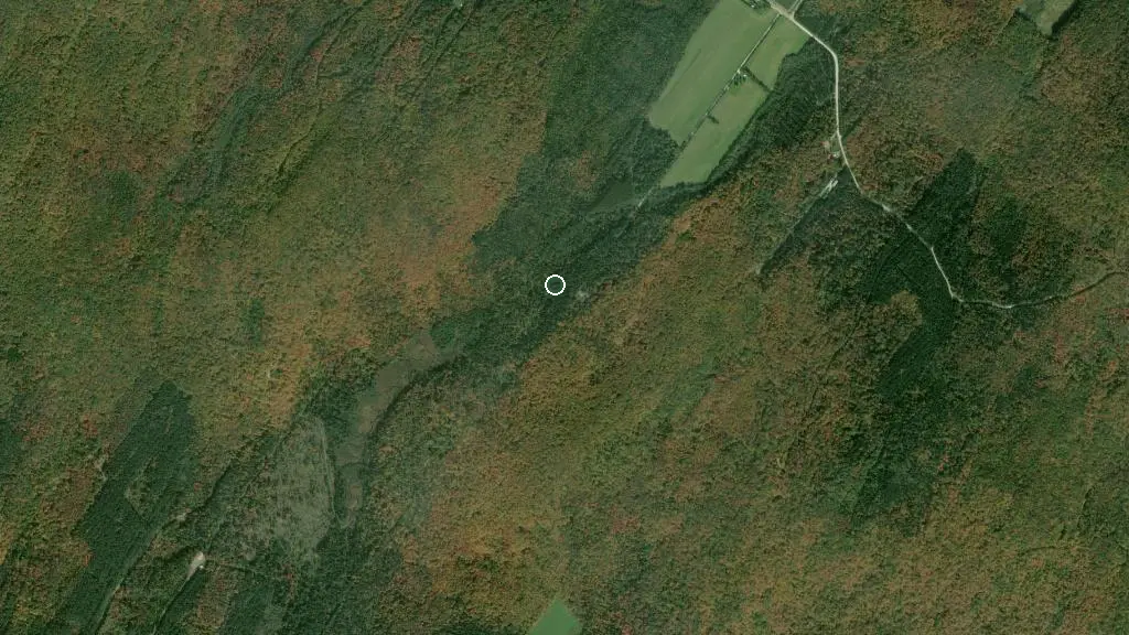 Aerial view of Abri du Blizzard and surroundings