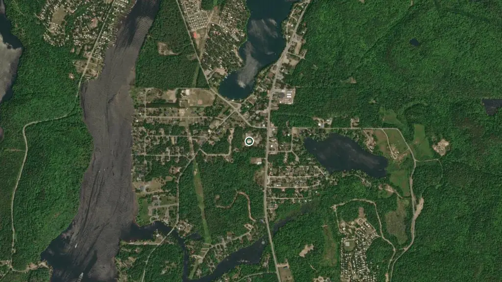 Aerial view of Camping Lac Écho Réserve Faunique Papineau-Labelle - Sépaq and surroundings
