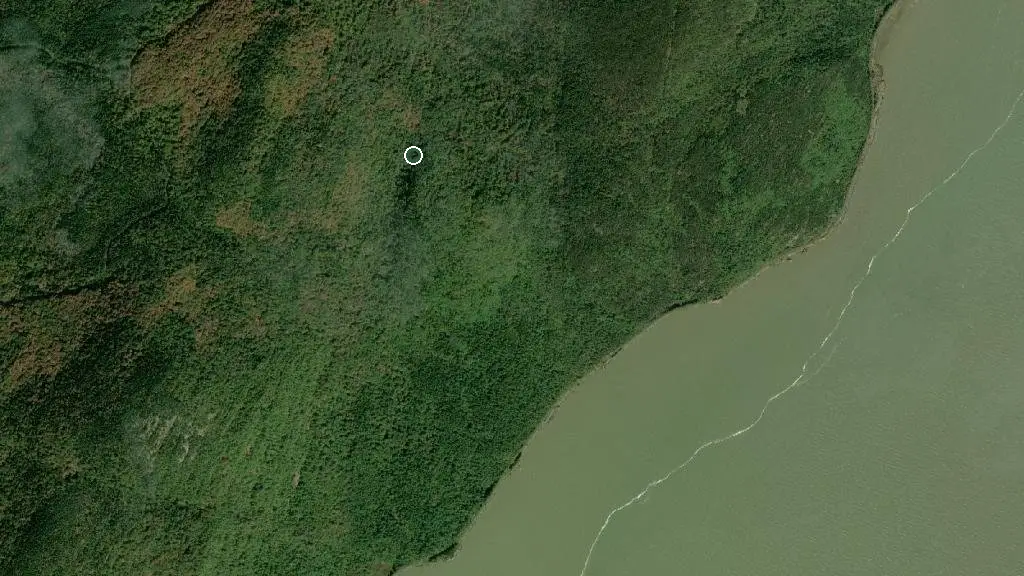 Aerial view of Refuge la Faille and surroundings