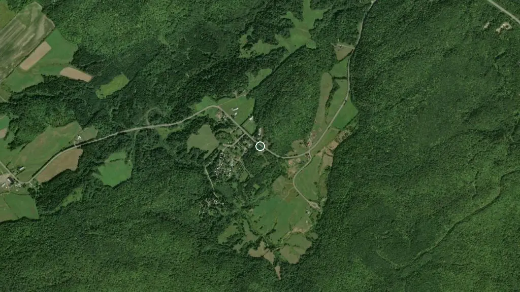 Aerial view of Camping Douce Évasion and surroundings