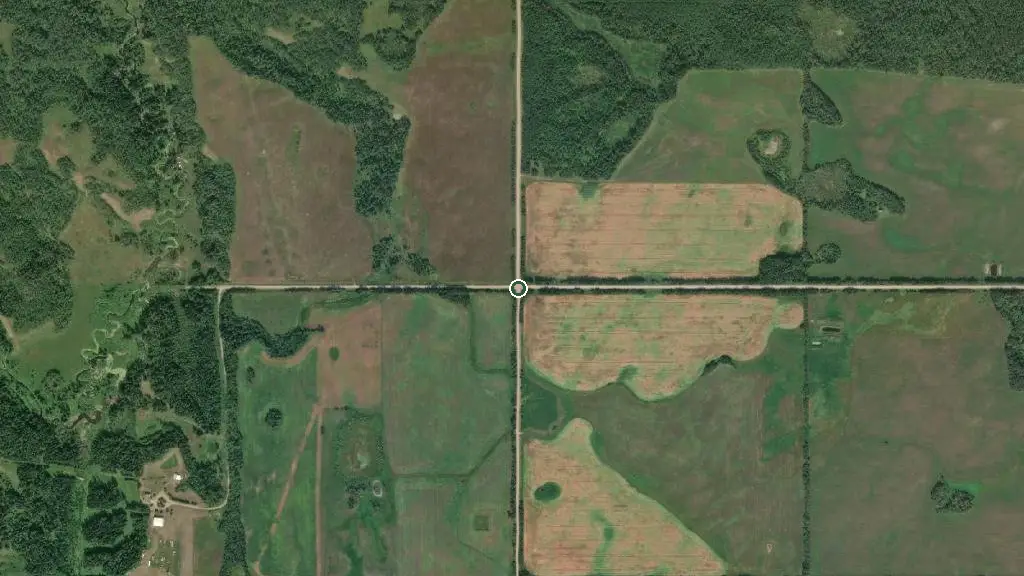 Aerial view of Minnie Lake Provincial Rec Area and surroundings