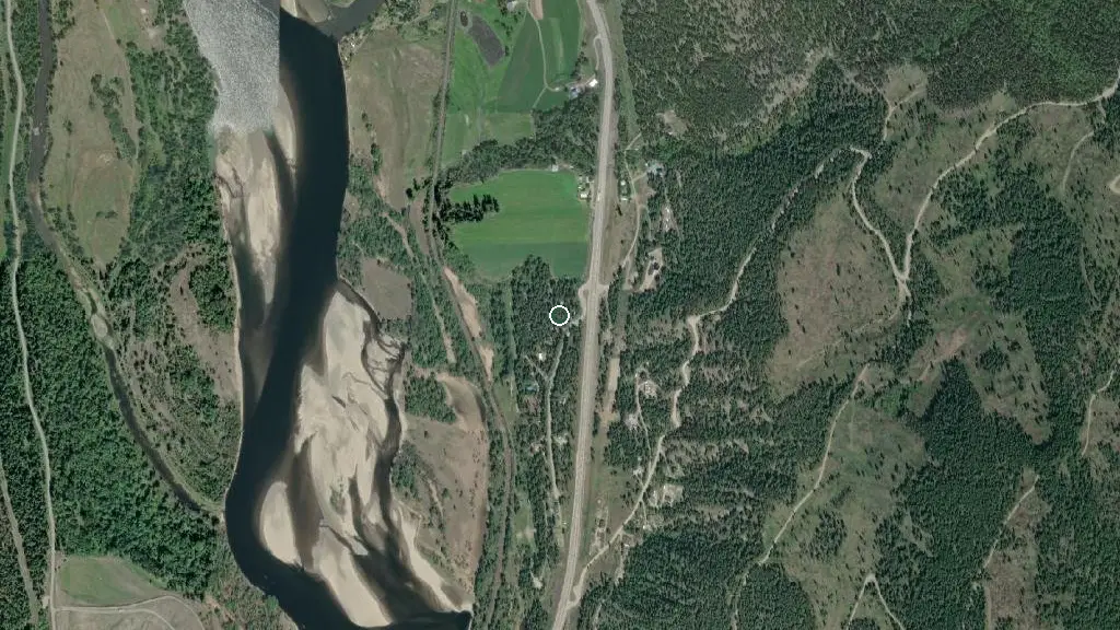 Aerial view of Pinegrove Campground and surroundings