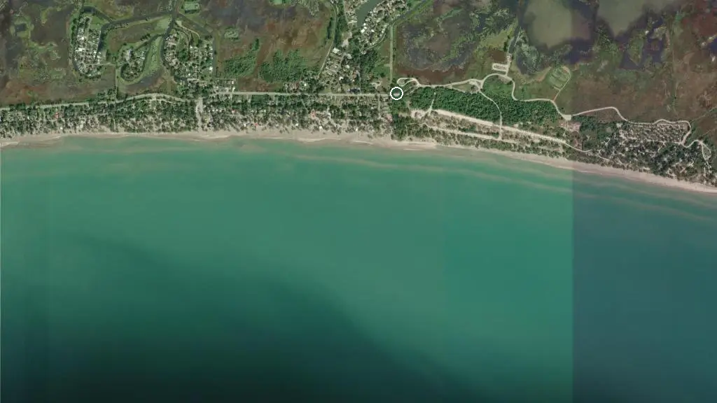 Aerial view of Long Point Prov Park and surroundings