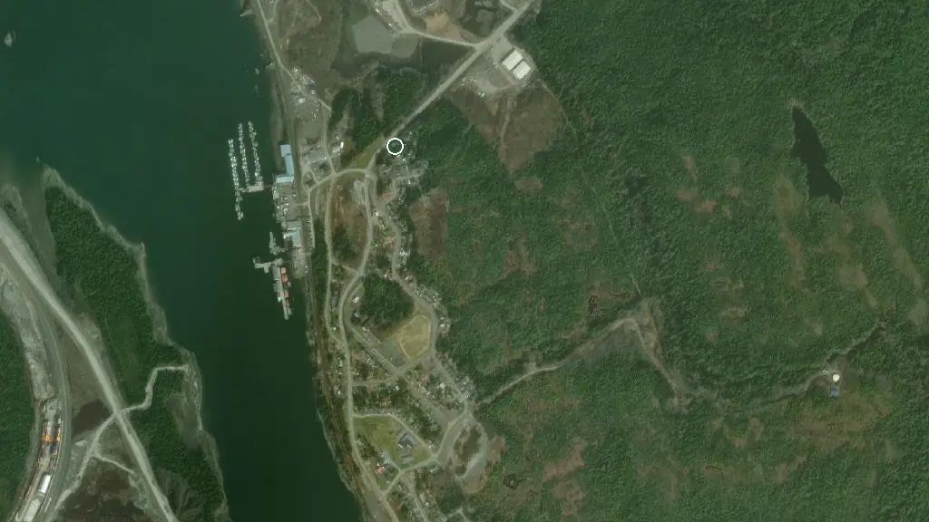 Aerial view of Kinnikinnick Campground & RV Park and surroundings