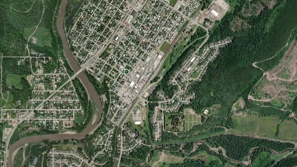 Snowy Peaks Trailer Court & RV Park