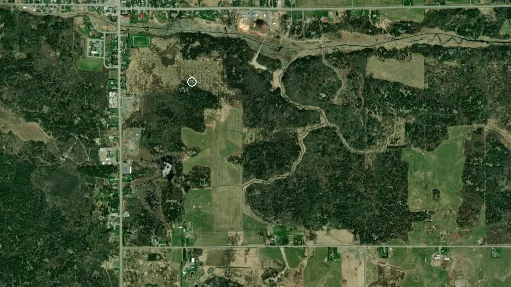 Aerial view of Lakair Lodge and surroundings