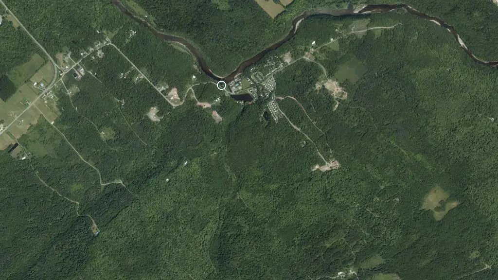 Aerial view of Camping la Jolie Rochelle and surroundings